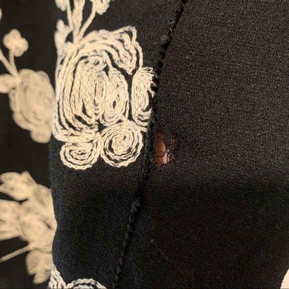 Lira | Embroidered Open Blazer/Jacket - Picture 14 of 14